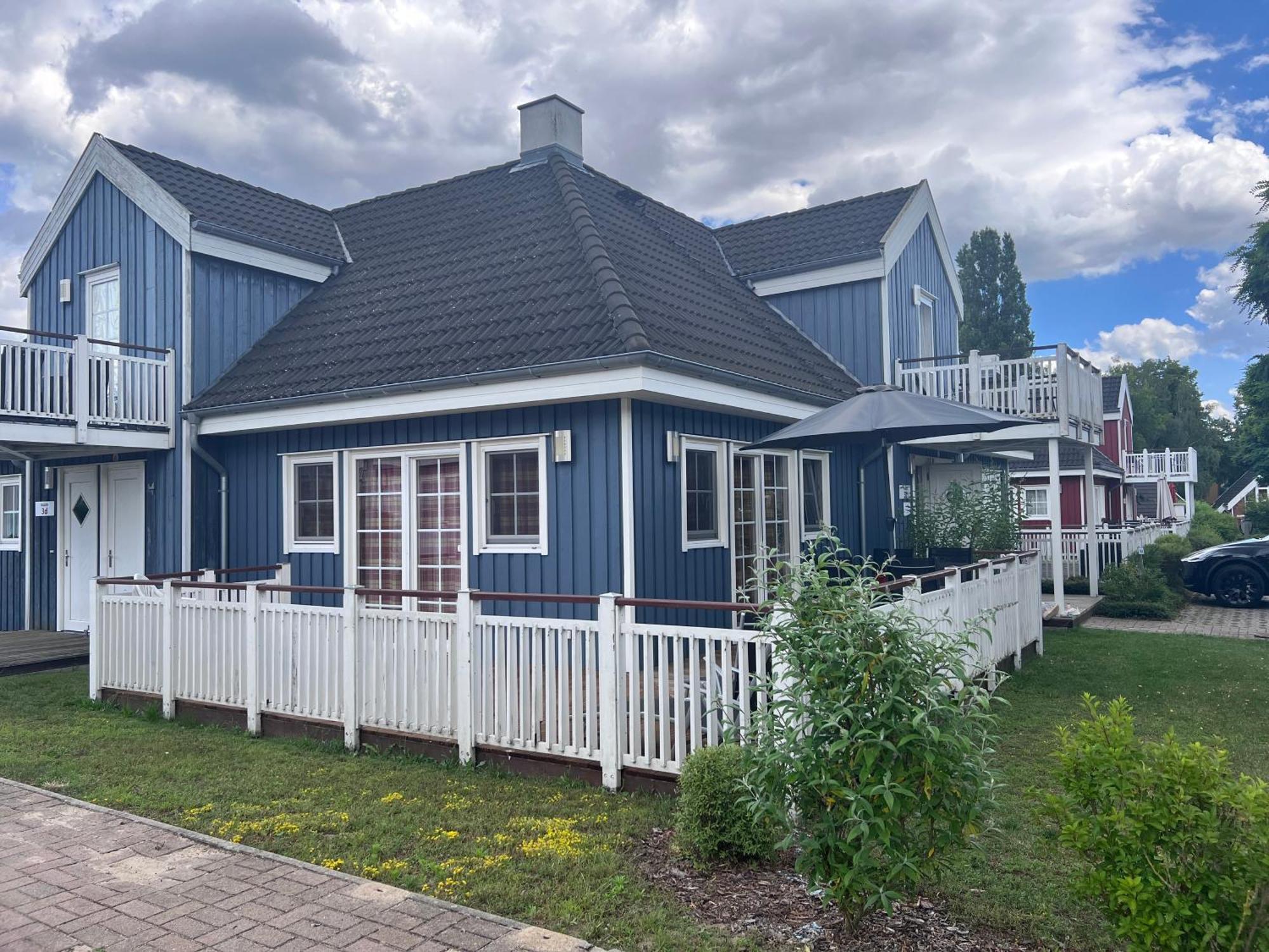 Blaues Haus Am See Wendisch Rietz Exterior photo